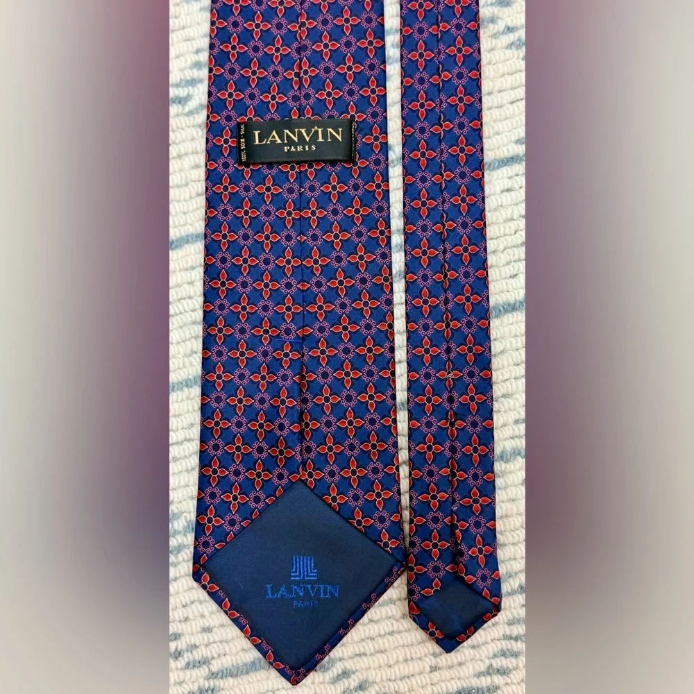 LANVIN Paris Men’s Silk Necktie Navy BlueRed Geometric Floral Pattern France